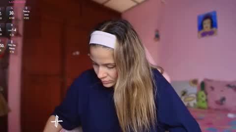 Snapshot of candase_ chatting on October 30, 9:48 pm Candase online show from October 30, 9:48 pm