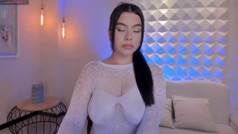 Snapshot of candaserussell chatting on May 21, 3:46 am Candanse R online show from May 21, 3:46 am