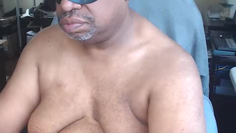 Snapshot of candc1987 chatting on October 22, 4:40 pm jody1990 online show from October 22, 4:40 pm