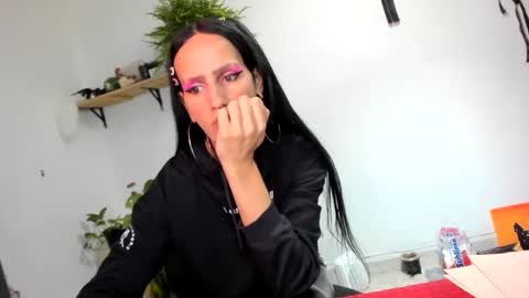 Candelaria online show from December 9, 9:17 am