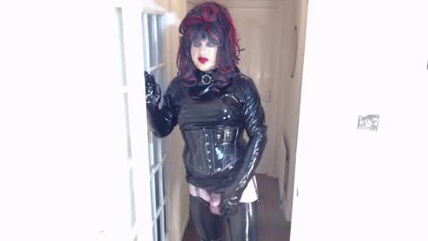 Snapshot of candi_smokes chatting on April 9, 1:05 pm candi smokes online show from April 9, 1:05 pm