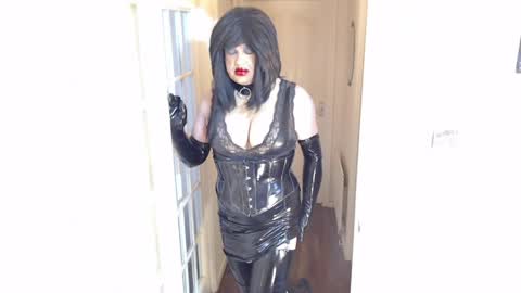 Snapshot of candi_smokes chatting on April 10, 1:27 pm candi smokes online show from April 10, 1:27 pm