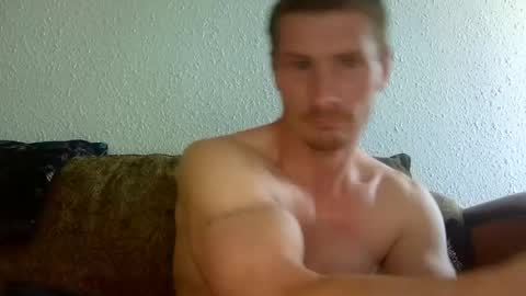 Snapshot of candianman86 chatting on July 22, 1:30 am candianman86 online show from July 22, 1:30 am