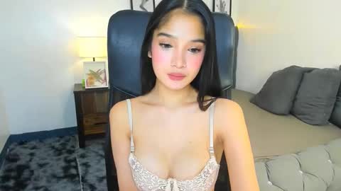 candiceferragamo online show from February 1, 4:27 pm