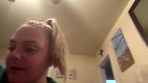 candicewlahna online show from October 29, 2:14 am