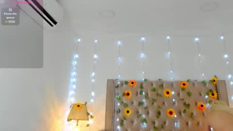 Candie  online show from March 8, 2:40 pm