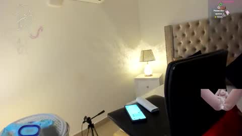 Candie  online show from October 30, 11:11 am