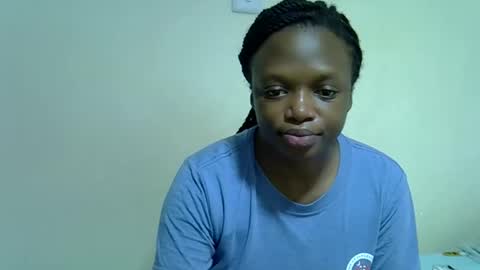 candiemaya online show from February 8, 7:12 am