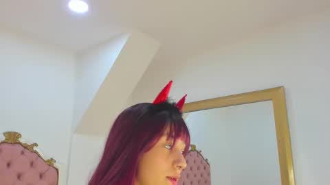 Snapshot of candy5girl chatting on February 19, 7:48 pm Candy online show from February 19, 7:48 pm