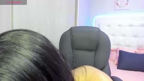 candy brown online show from October 8, 7:22 pm