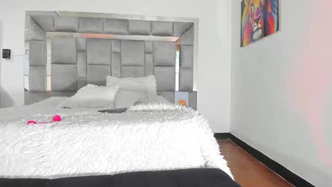 Snapshot of candy_and_andy1 chatting on December 1, 1:43 am Candy And Andy online show from December 1, 1:43 am