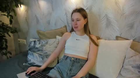 Snapshot of candy_cansew chatting on September 21, 12:12 am Candy online show from September 21, 12:12 am