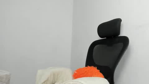 Snapshot of candy_cumyy1 chatting on September 25, 11:14 am candy_cumyy1 online show from September 25, 11:14 am