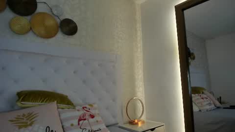 Snapshot of candy_eyes_ chatting on July 14, 11:05 am candy eyes online show from July 14, 11:05 am
