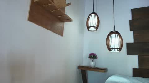 Jolie online show from March 25, 8:15 pm