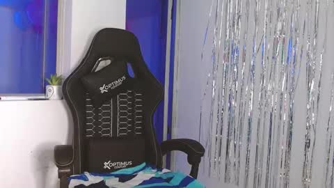 candy_giuliana21 online show from March 3, 1:01 am