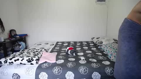 Candy  Grey online show from November 8, 11:43 am