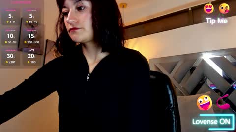 Snapshot of candy_hott7 chatting on October 17, 8:11 pm Candy hot online show from October 17, 8:11 pm