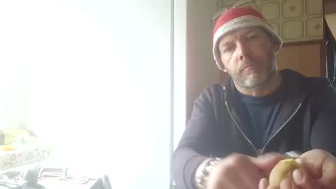 Snapshot of candy_man_005 chatting on April 4, 9:40 am Candyman005 69 online show from April 4, 9:40 am