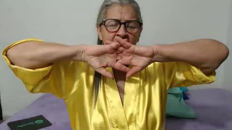 Snapshot of candy_mature_ chatting on September 21, 12:40 pm candy online show from September 21, 12:40 pm