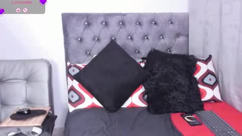 Snapshot of candy_sex_hot_ chatting on October 18, 6:16 am YECENIA - online show from October 18, 6:16 am