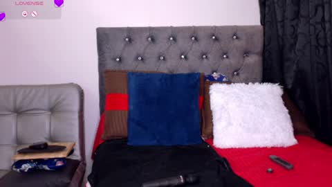 YECENIA - online show from April 7, 5:19 am