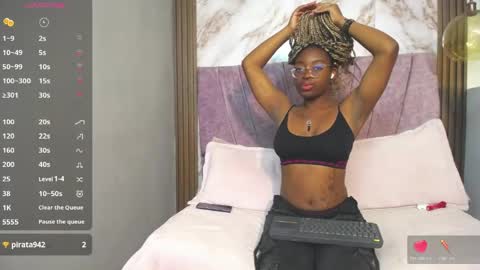 Snapshot of candy_williamss chatting on April 24, 8:22 pm cataleya online show from April 24, 8:22 pm