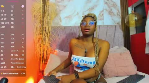 Snapshot of candy_williamss chatting on May 12, 9:45 pm cataleya online show from May 12, 9:45 pm