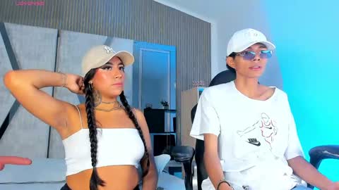 Snapshot of candyandmarilyn chatting on May 7, 9:42 pm and MarilynHot online show from May 7, 9:42 pm