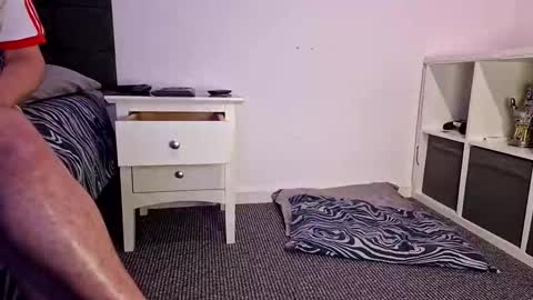 Candy Boy online show from December 2, 1:11 am