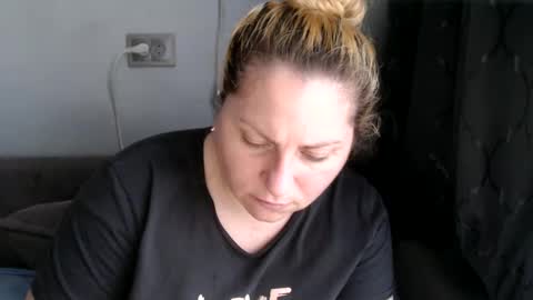 Snapshot of candycream74 chatting on February 19, 11:49 am Laura online show from February 19, 11:49 am