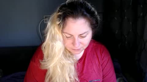 Snapshot of candycream74 chatting on September 21, 9:22 am Laura online show from September 21, 9:22 am