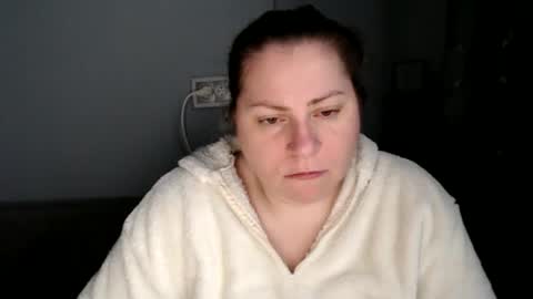 Snapshot of candycream74 chatting on October 5, 12:25 pm Laura online show from October 5, 12:25 pm