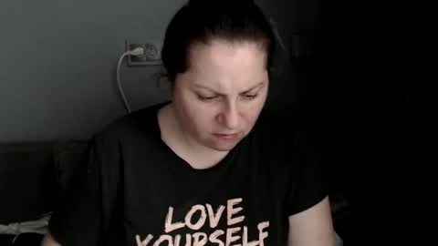 Snapshot of candycream74 chatting on October 14, 8:37 am Laura online show from October 14, 8:37 am