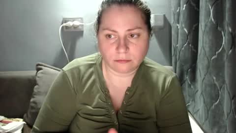 Snapshot of candycream74 chatting on November 12, 8:08 pm Laura online show from November 12, 8:08 pm