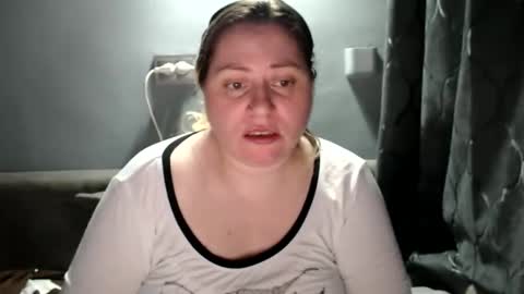 Snapshot of candycream74 chatting on November 14, 5:55 pm Laura online show from November 14, 5:55 pm