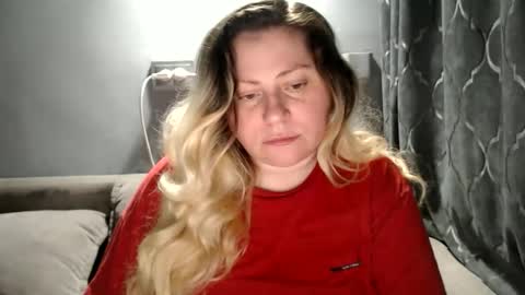 Laura online show from April 21, 2:51 am