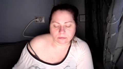 Snapshot of candycream74 chatting on May 3, 3:29 pm Laura online show from May 3, 3:29 pm