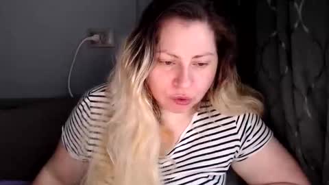Snapshot of candycream74 chatting on May 7, 7:03 am Laura online show from May 7, 7:03 am