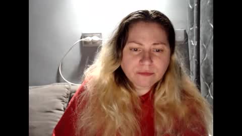 Snapshot of candycream74 chatting on May 31, 7:48 pm Laura online show from May 31, 7:48 pm