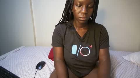 candycurly_ online show from October 7, 2:53 am