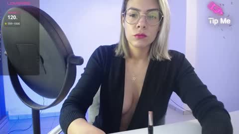 Candy Dowson online show from February 2, 3:07 pm