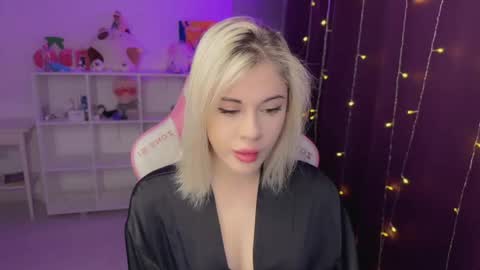 You can call me HH online show from November 24, 5:45 pm