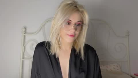 You can call me HH online show from February 20, 7:14 pm