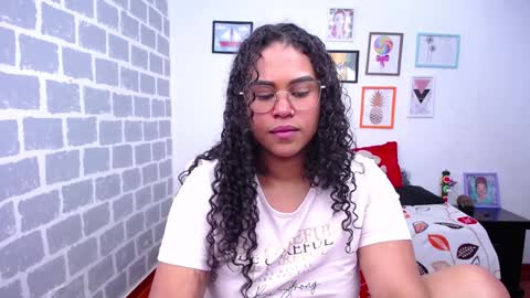 Snapshot of candyhot_sex chatting on January 6, 10:58 pm Karen online show from January 6, 10:58 pm