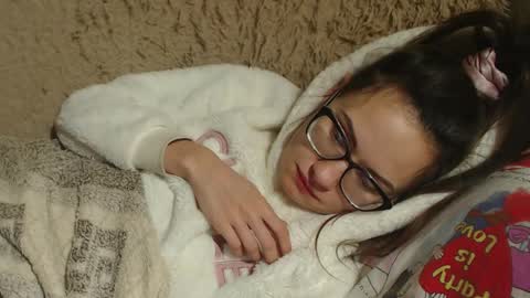 say meow and send tips  online show from February 6, 5:40 pm