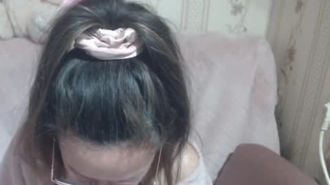 say meow and send tip  online show from April 23, 12:29 pm