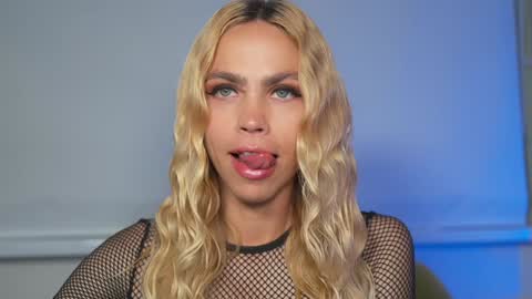 Snapshot of candylisa chatting on February 4, 4:48 am FANSLY - online show from February 4, 4:48 am