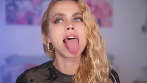 Snapshot of candylisa chatting on March 8, 3:13 pm FANSLY - online show from March 8, 3:13 pm