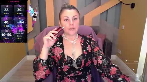 CandyLons online show from November 22, 6:23 am